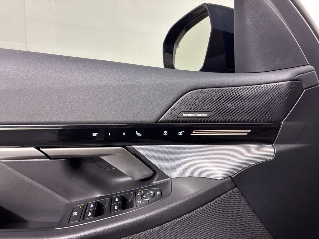 Certified 2024 BMW 530i w/ M Sport Package RWD image 23