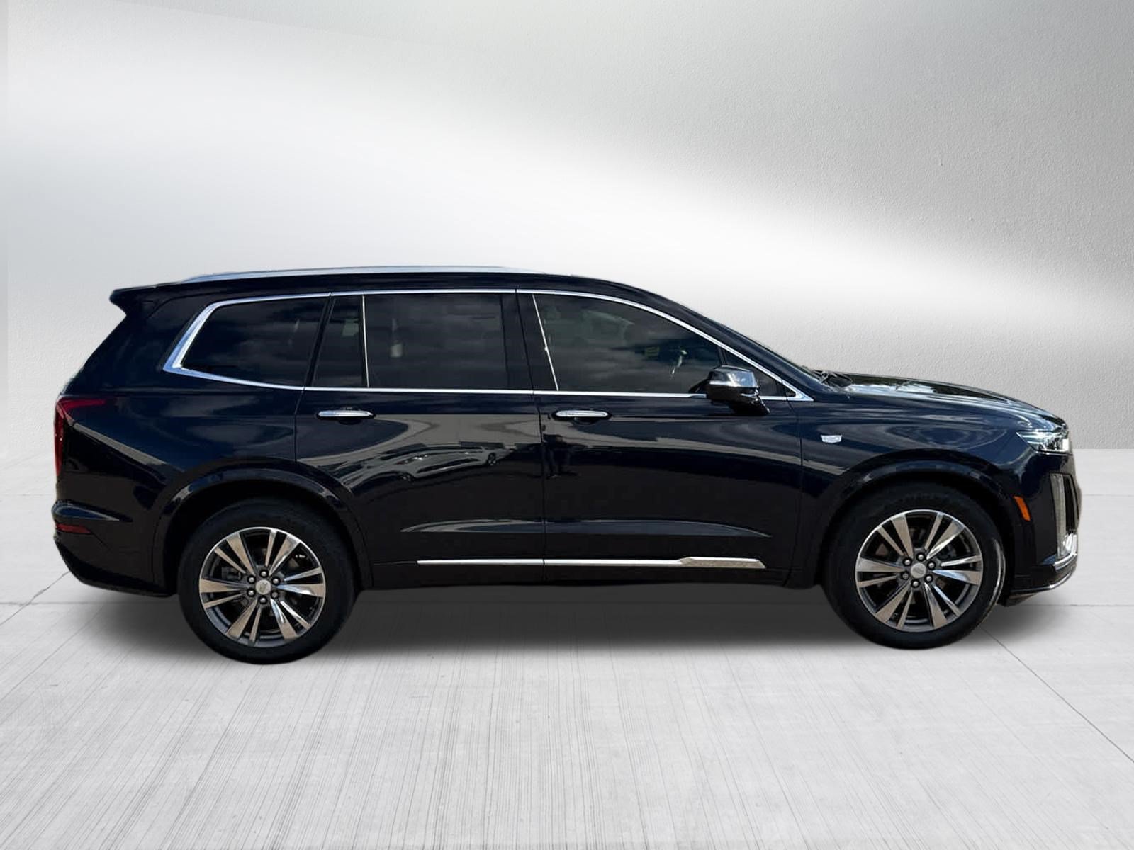 Used 2021 Cadillac XT6 Premium Luxury w/ Platinum Package AWD/4WD image 8