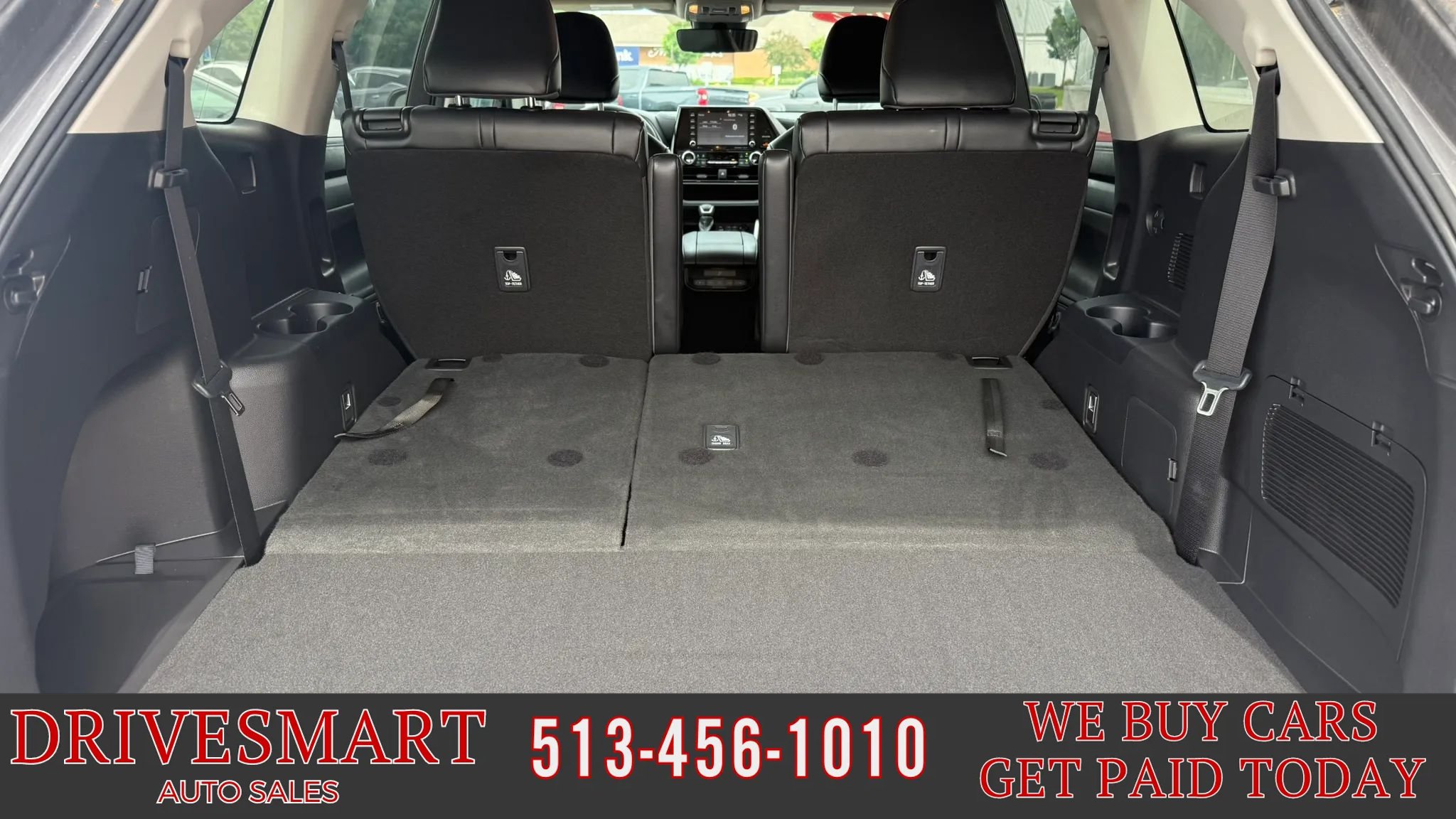 Used 2022 Toyota Highlander XLE AWD/4WD image 24