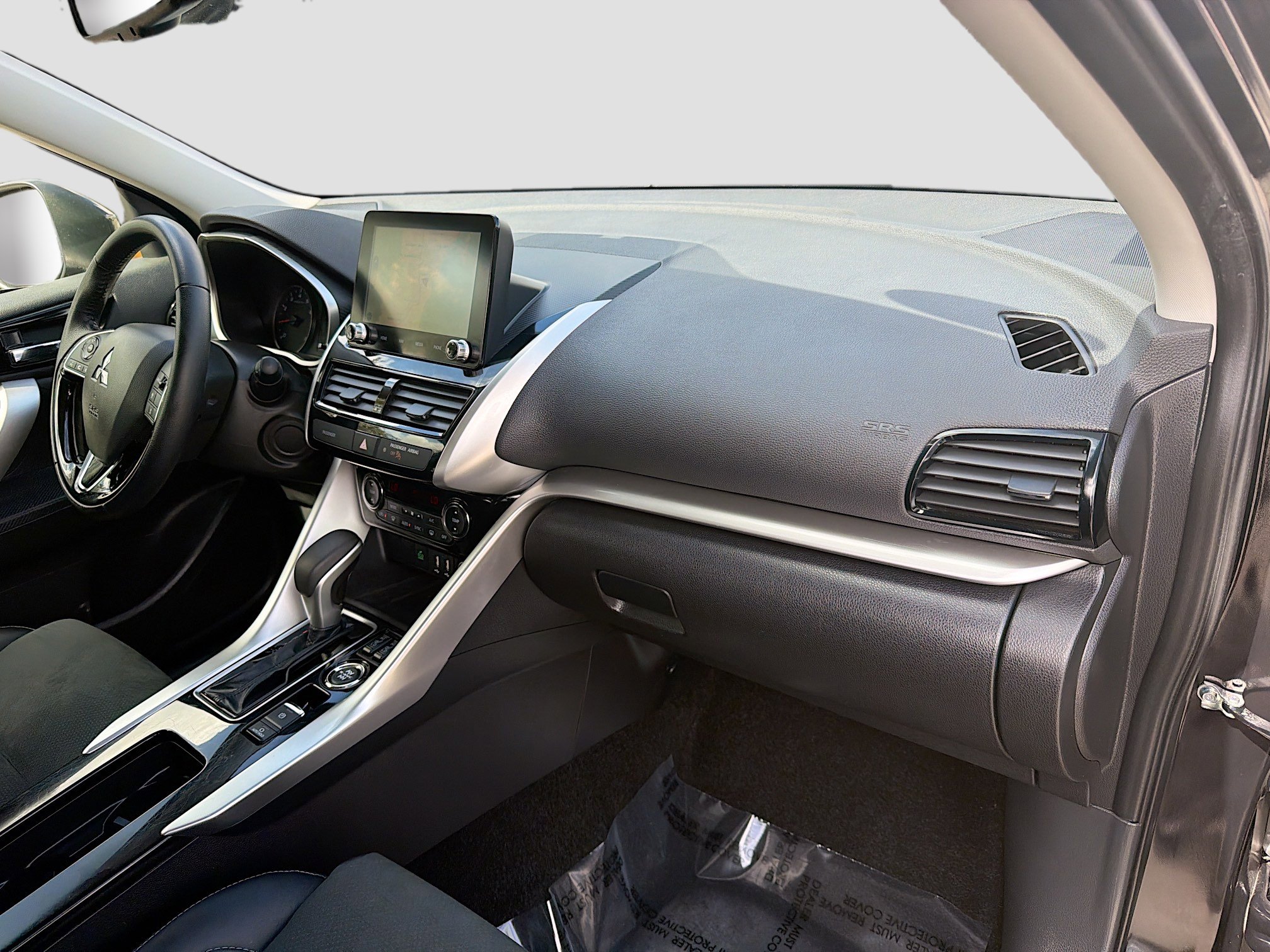 Used 2024 Mitsubishi Eclipse Cross SE image 32