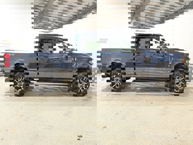 Used 2020 Ford F250 Lariat w/ Lariat Ultimate Package image 2