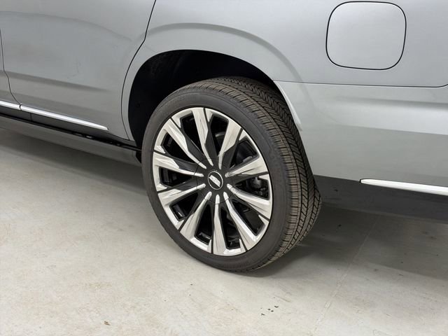 New 2026 Cadillac Escalade Luxury w/ Touring Package image 18