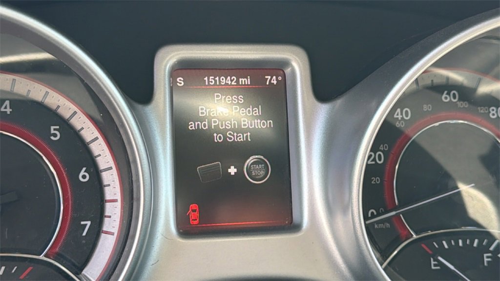 Used 2014 Dodge Journey SXT w/ Flexible Seating Group image 16