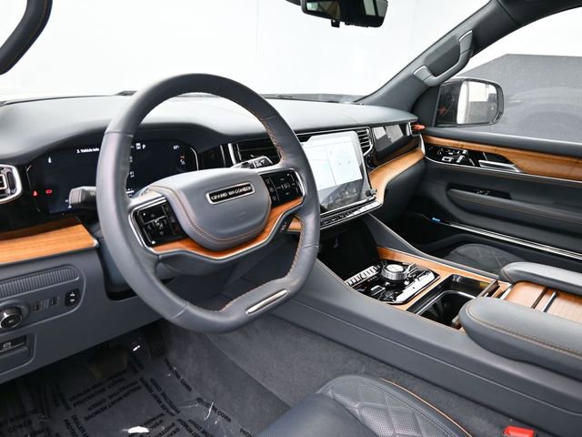 Used 2024 Jeep Grand Wagoneer L Series III image 25