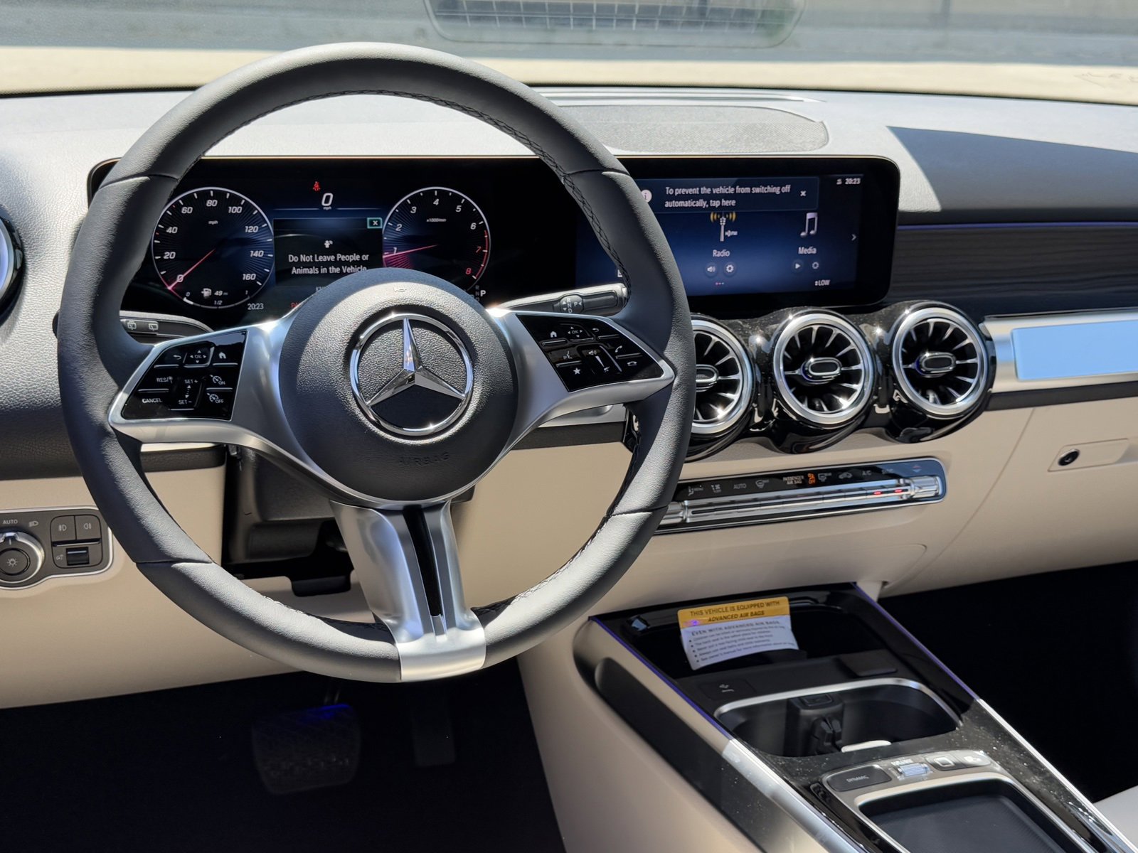 New 2026 Mercedes-Benz GLB 250 image 23