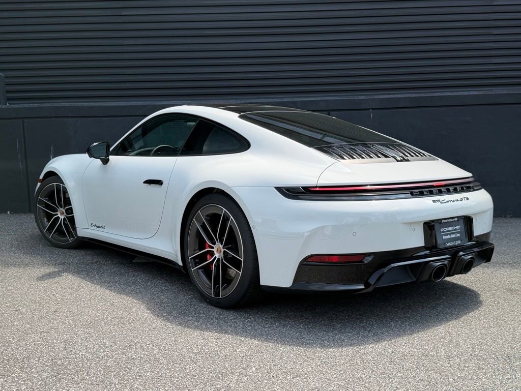 New 2026 Porsche 911 Carrera GTS RWD image 9