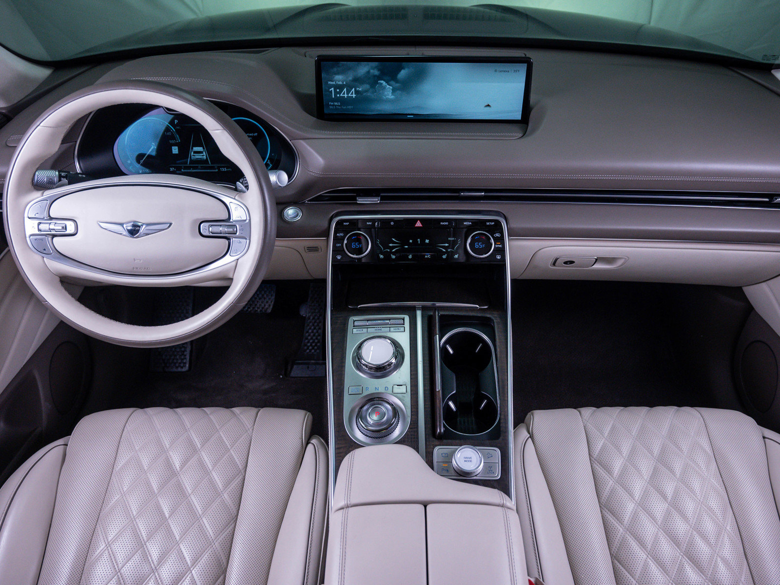 Used 2023 Genesis GV80 3.5T w/ Prestige Matte Package image 16