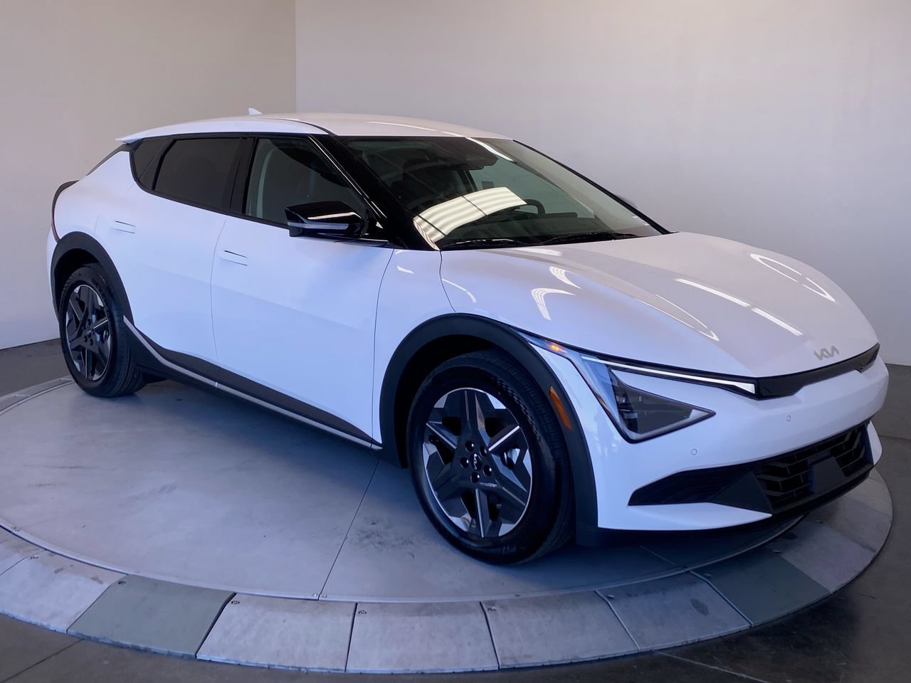 New 2026 Kia EV6 Light RWD image 7