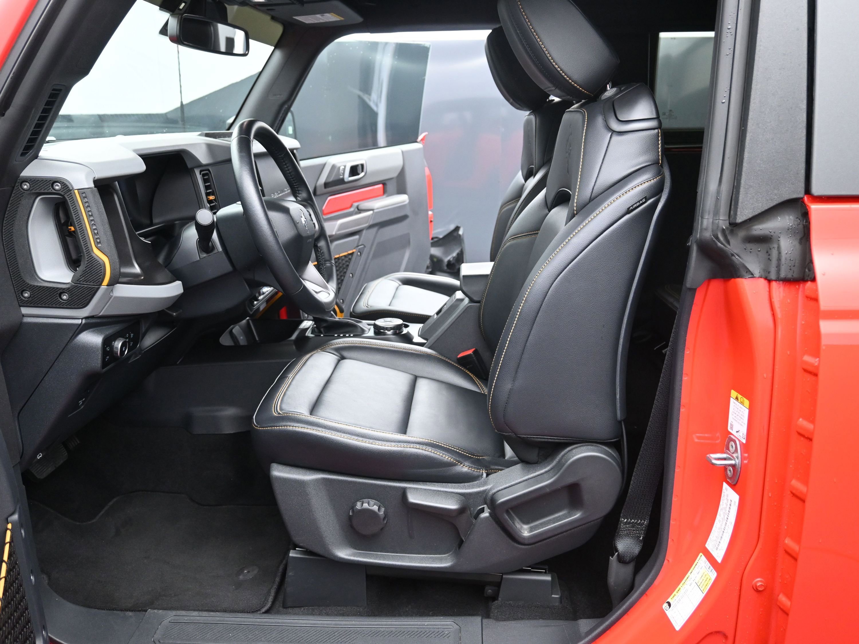 Used 2023 Ford Bronco Badlands AWD/4WD image 11