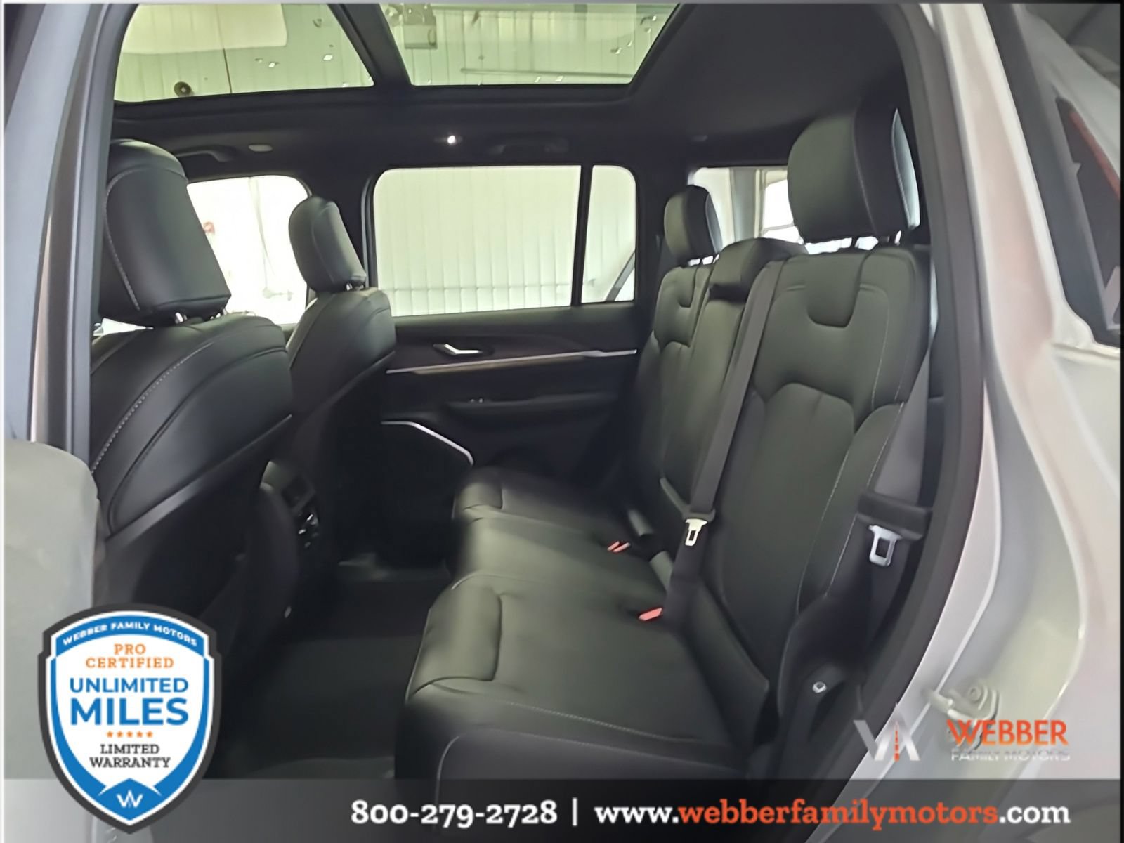 New 2026 Jeep Grand Cherokee Limited AWD/4WD image 13