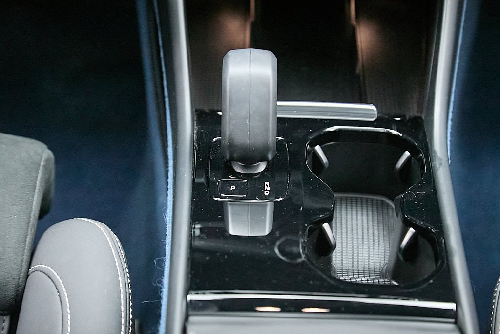 Certified 2023 Volvo XC40 Recharge Ultimate image 32