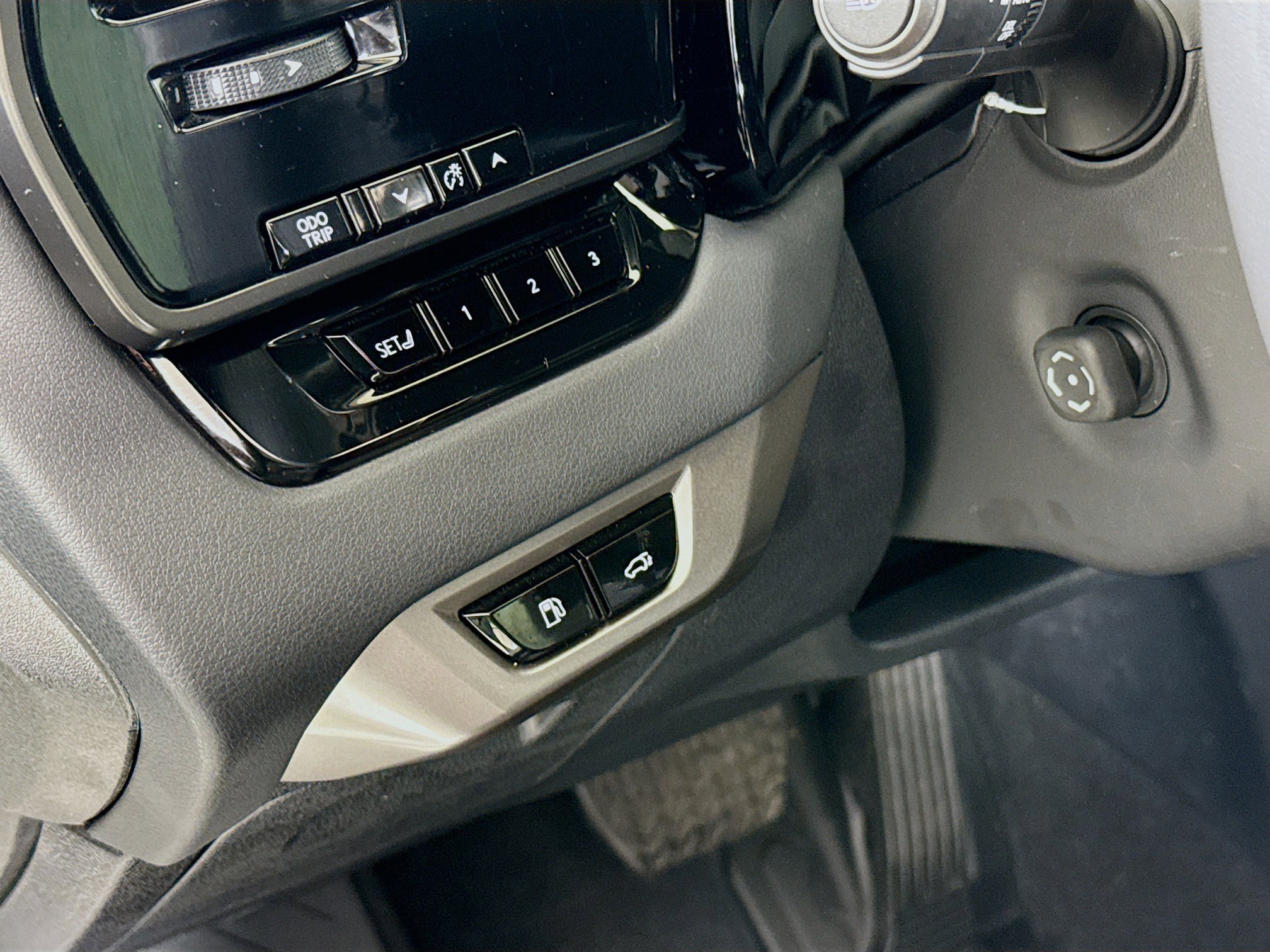 Certified 2024 Lexus RX 350 350h Luxury w/ Convenience Package image 10