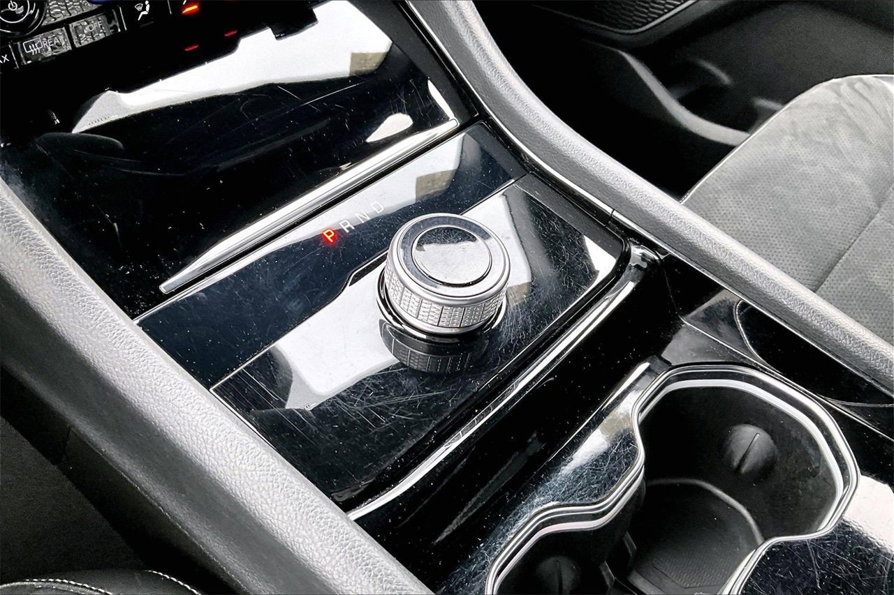 Used 2021 Jeep Grand Cherokee L Laredo image 30