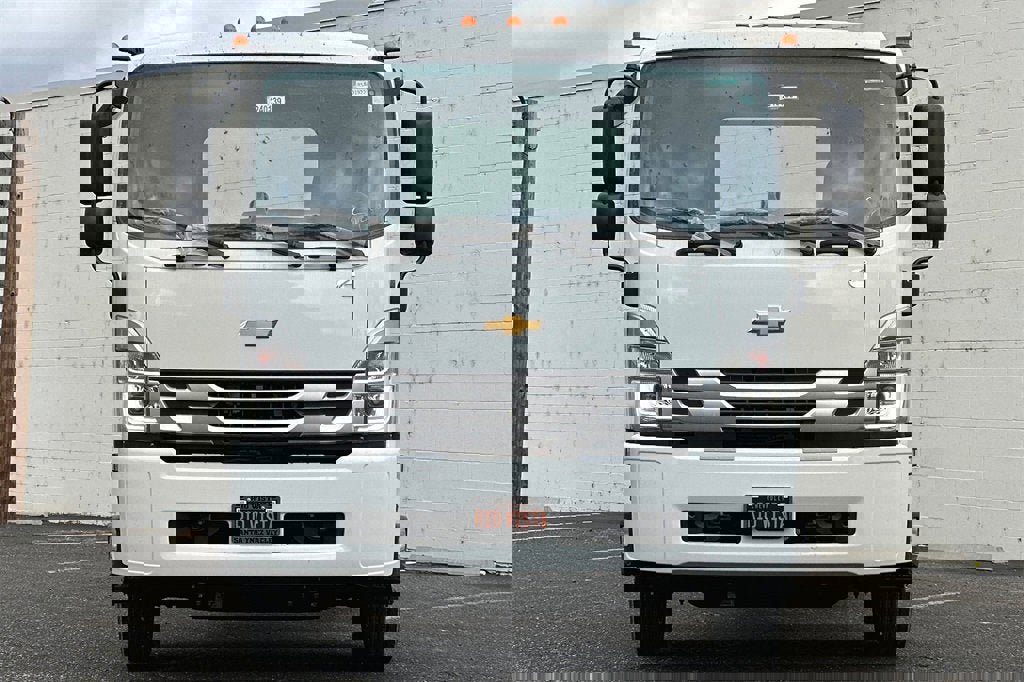 New 2024 Chevrolet Low Cab Forward 6500XD image 9