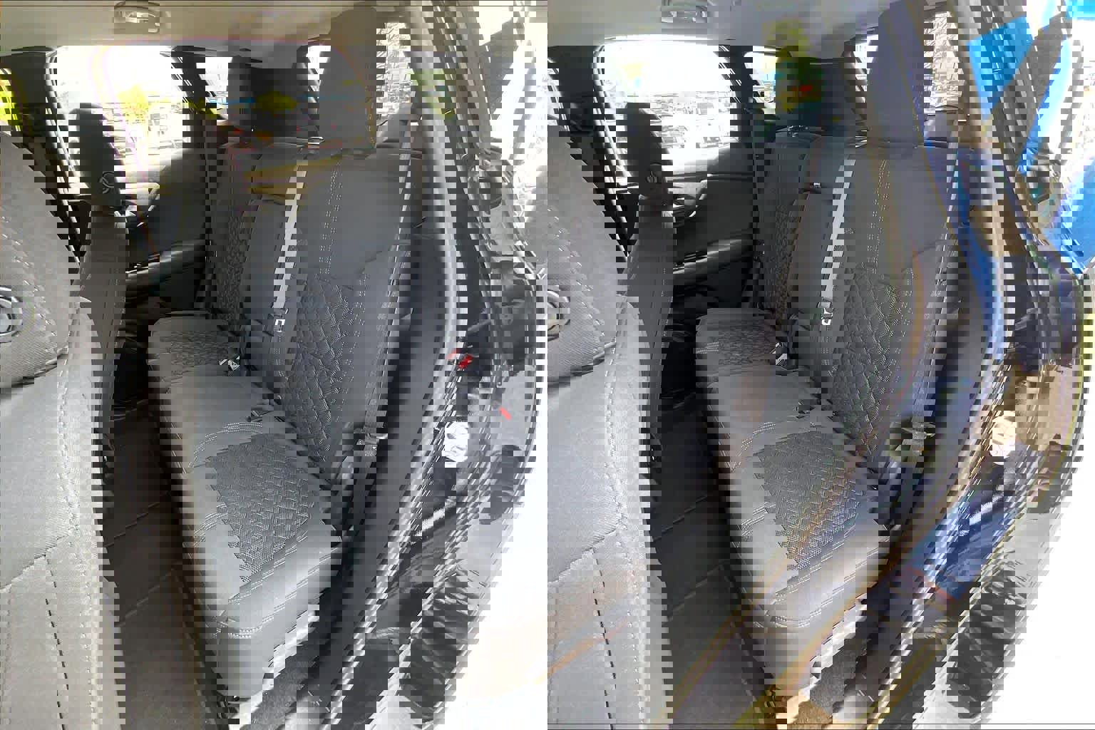 Used 2020 Chevrolet Blazer LT image 21