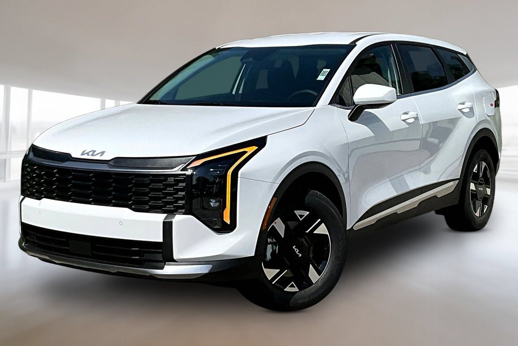 New 2027 Kia Sportage LX