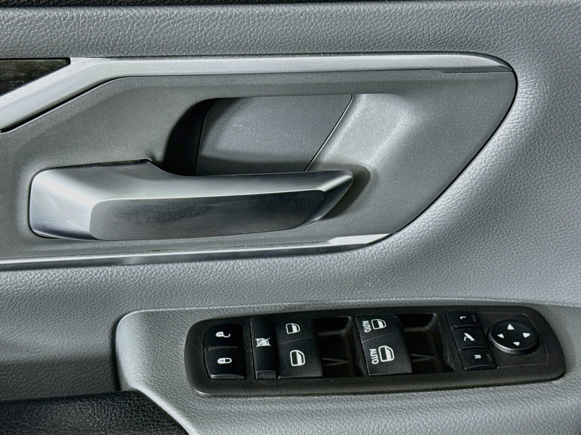 Used 2022 RAM 1500 Big Horn RWD image 40