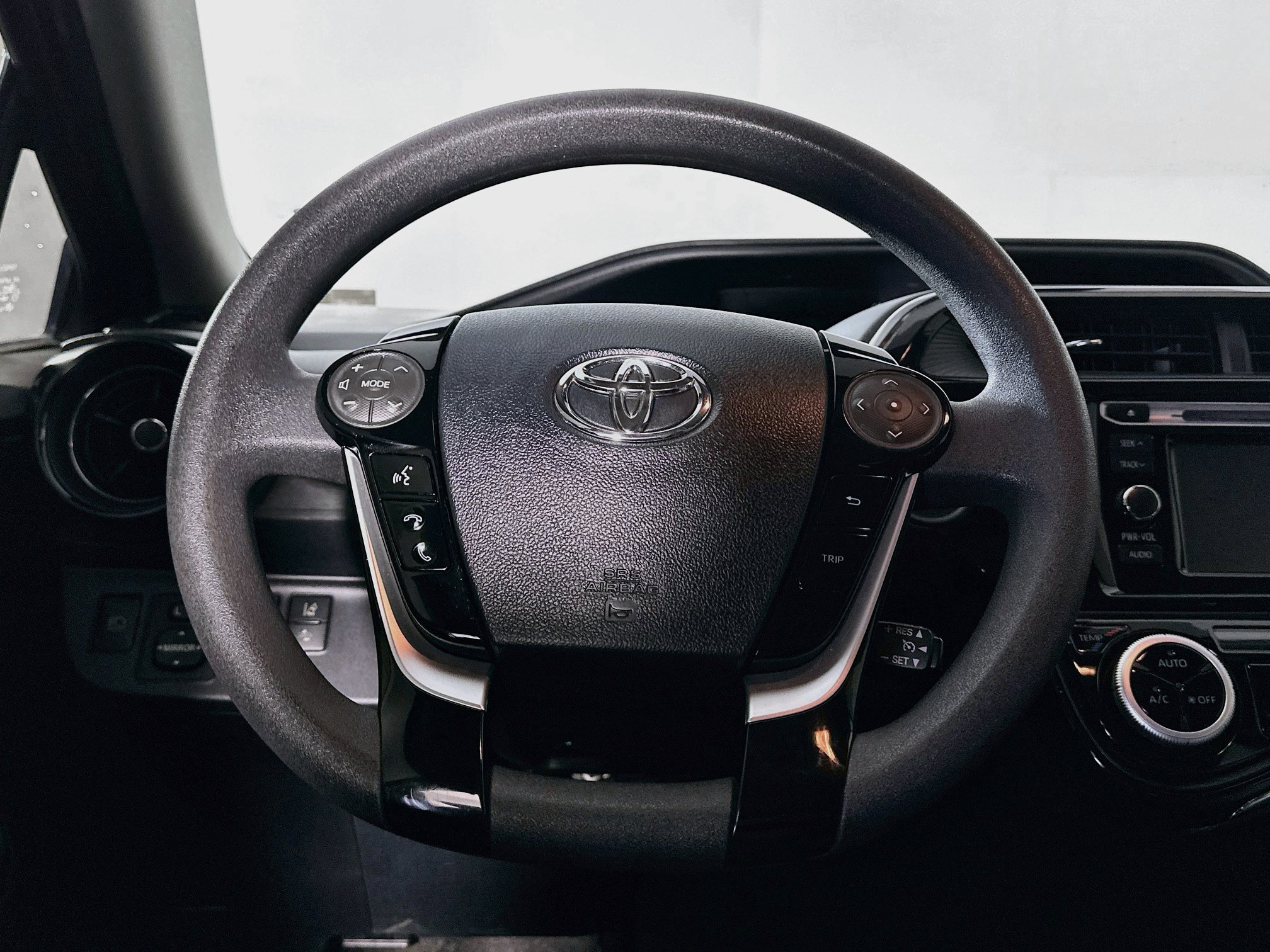 Used 2018 Toyota Prius C Two FWD image 17