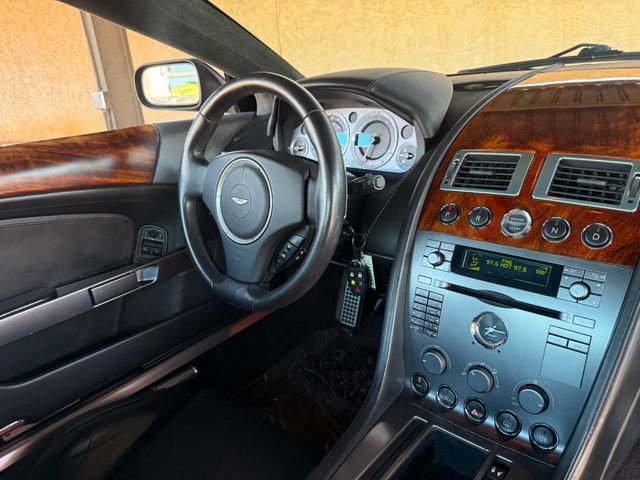 Used 2005 Aston Martin DB9 Coupe RWD image 34