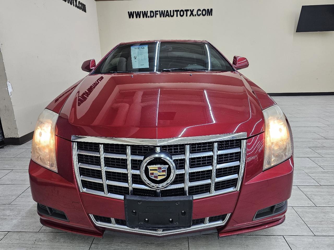 Used 2013 Cadillac CTS Coupe RWD image 3