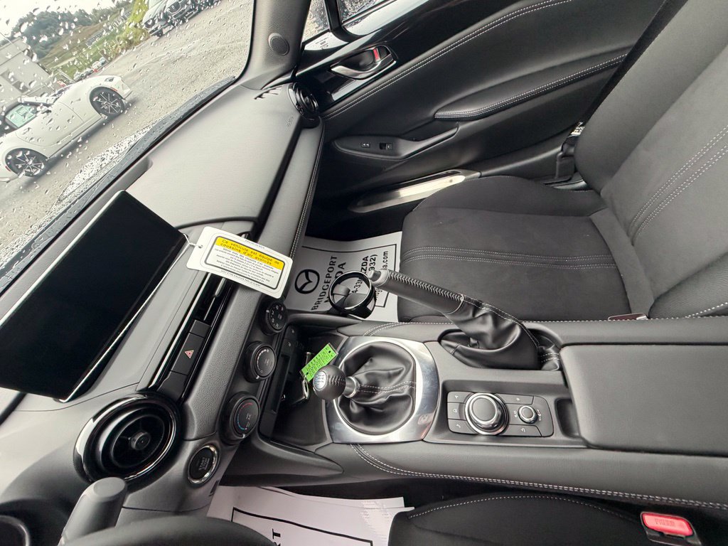 New 2026 MAZDA MX-5 Miata Club w/ Interior Package RWD image 13