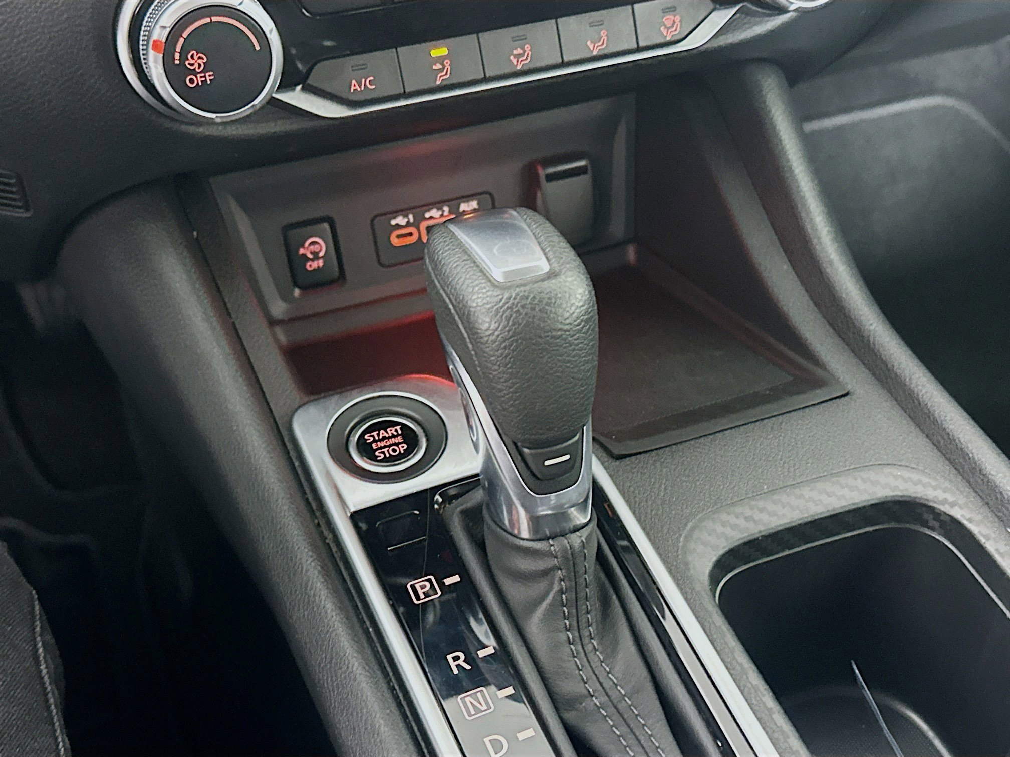 Used 2024 Nissan Sentra SV image 23