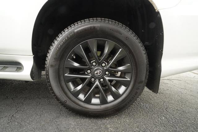 Used 2023 Lexus GX 460 Premium image 45