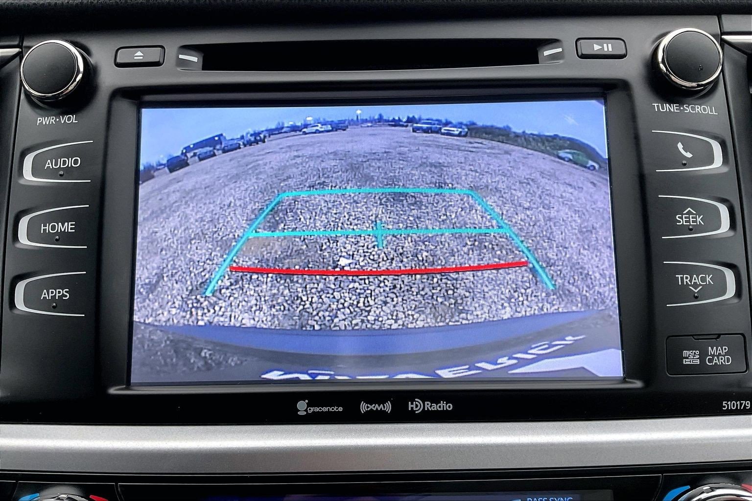 Used 2018 Toyota Highlander XLE image 13