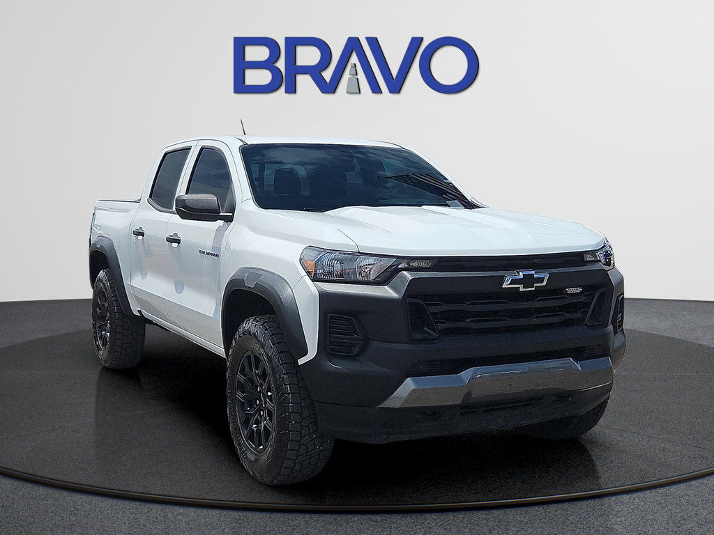 Used 2024 Chevrolet Colorado Trail Boss w/ Advanced Trailering Package AWD/4WD image 6