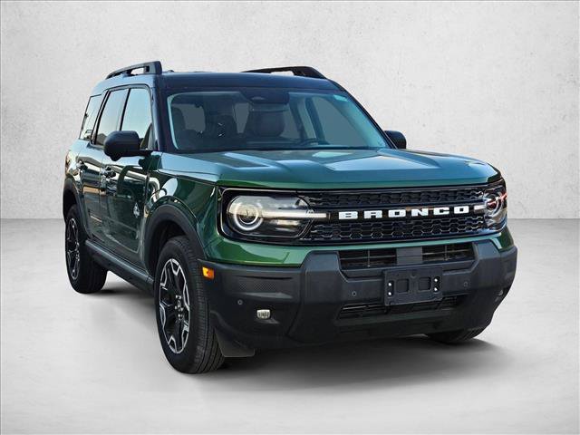 Used 2025 Ford Bronco Sport Outer Banks w/ Outer Banks Tech Package+ AWD/4WD image 3