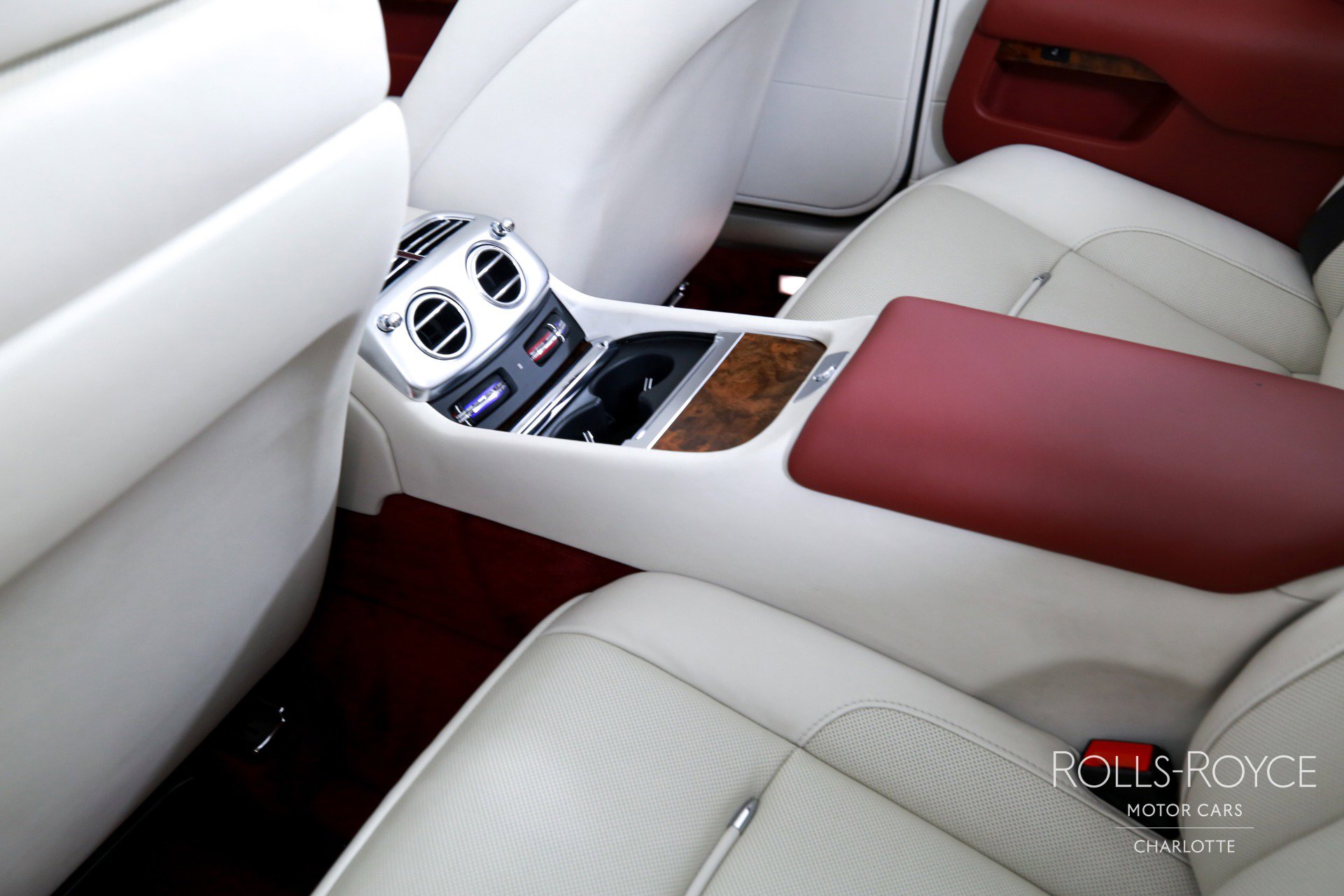 Certified 2020 Rolls-Royce Dawn RWD image 18
