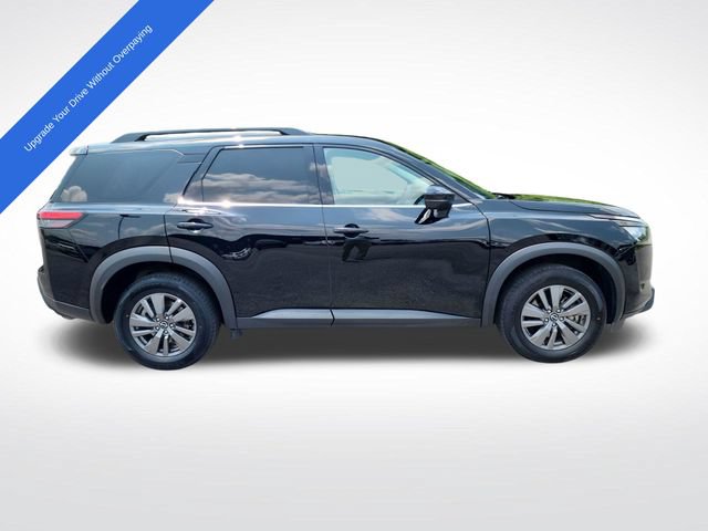 Used 2025 Nissan Pathfinder SV AWD/4WD image 6