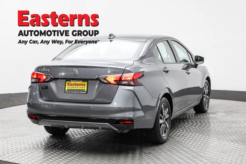 Used 2021 Nissan Versa SV image 5
