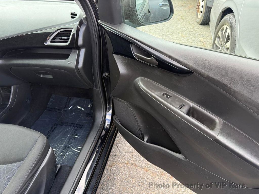 Used 2021 Chevrolet Spark LT image 11