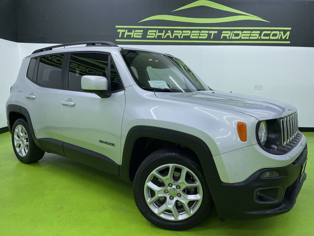 Used 2018 Jeep Renegade Latitude image 1