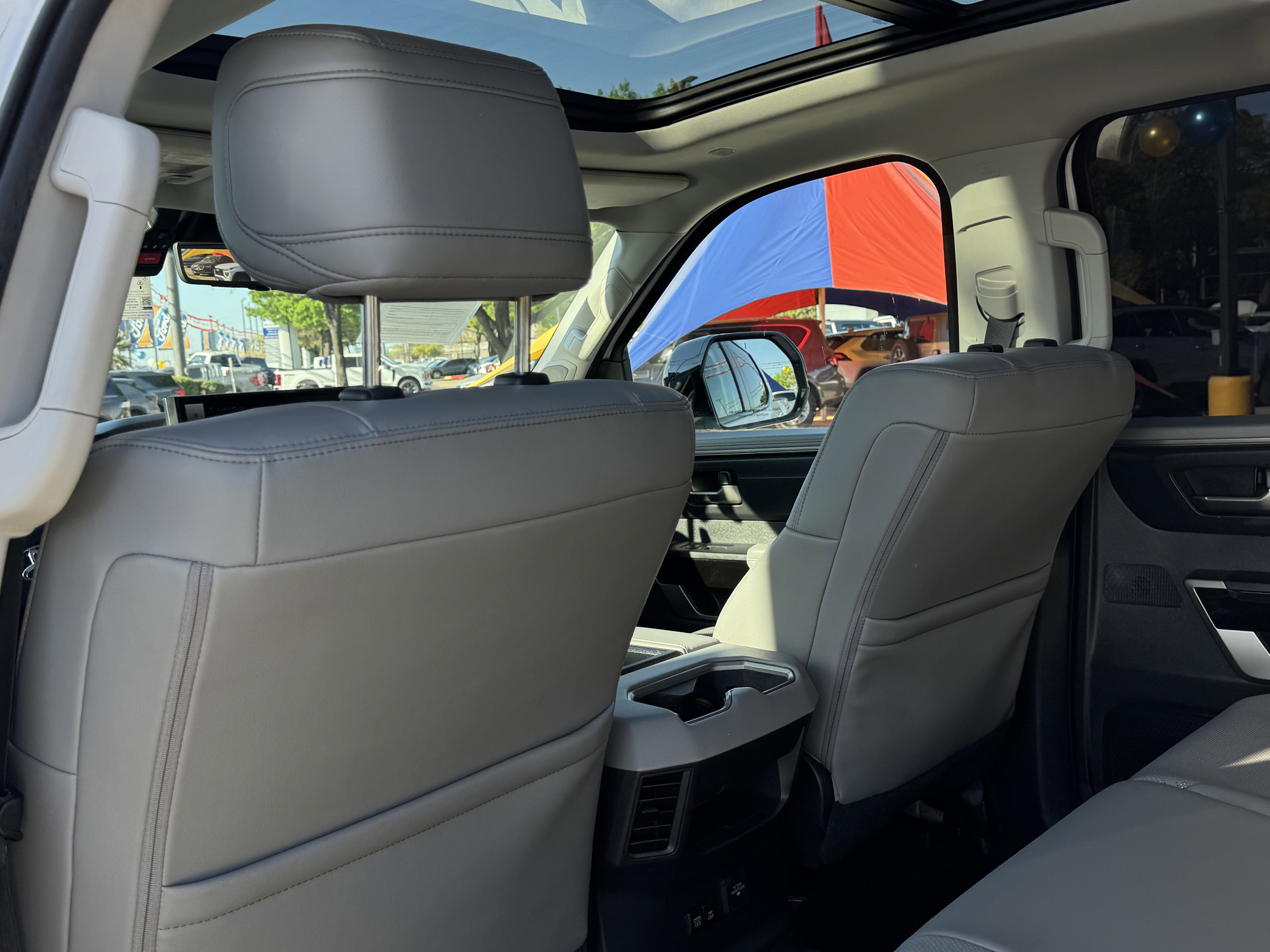 Used 2024 Toyota Tundra Limited image 12