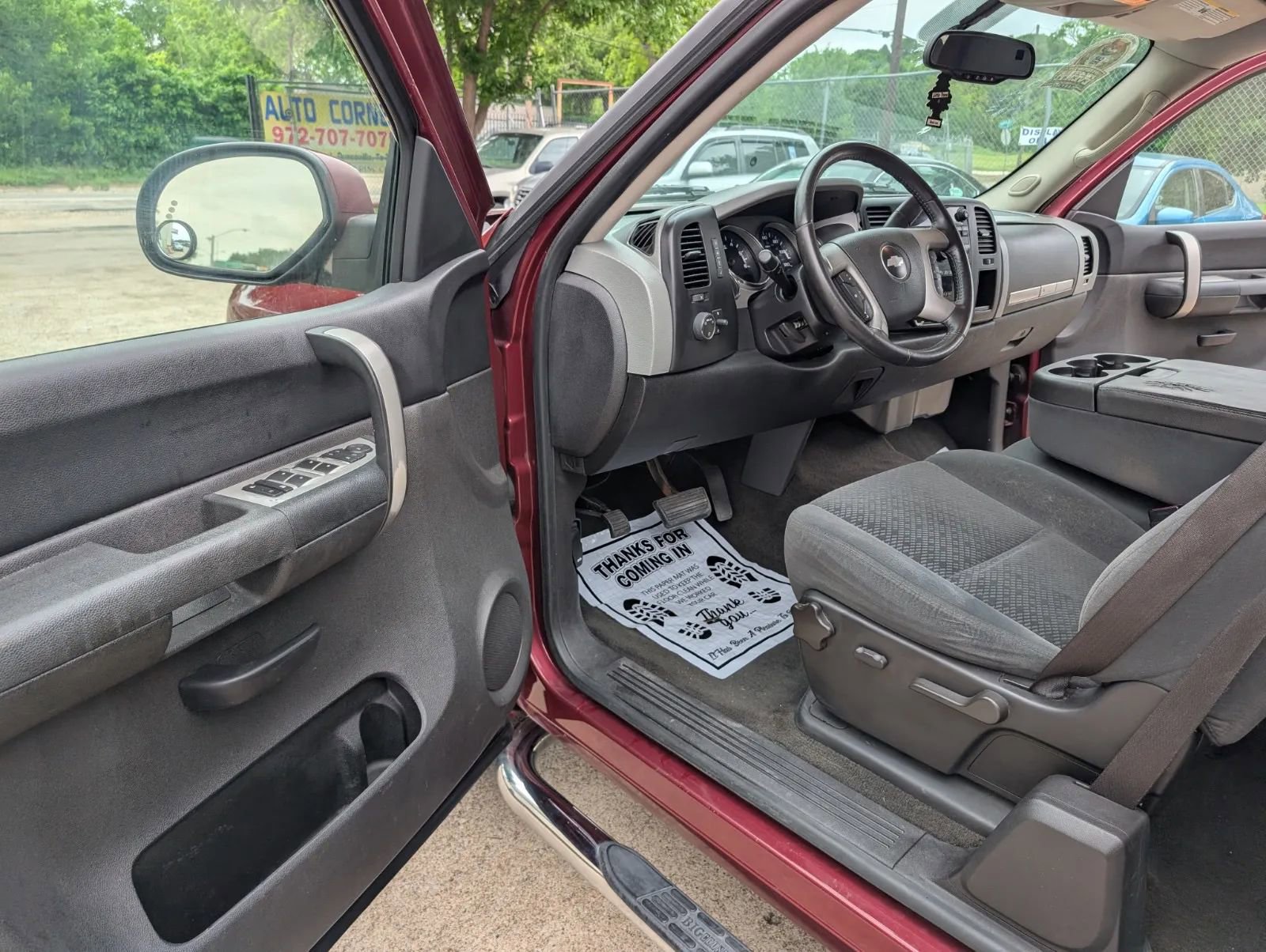 Used 2008 Chevrolet Silverado 1500 LT w/ Texas Edition RWD image 11