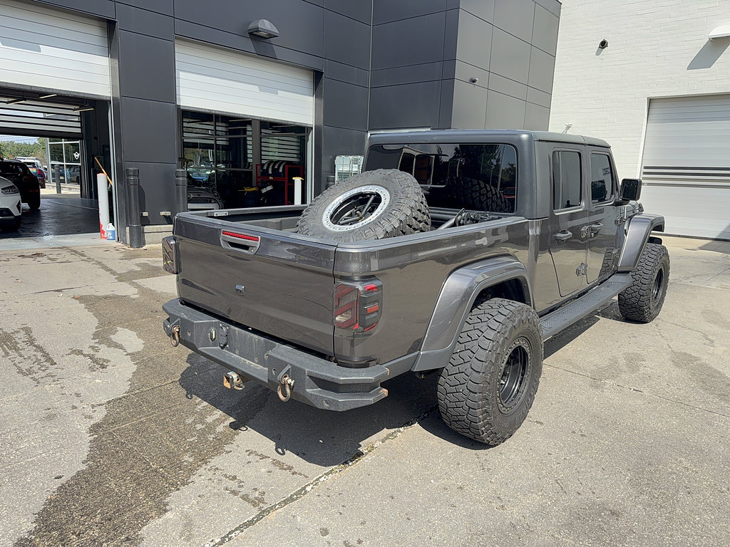 Used 2021 Jeep Gladiator Overland w/ Cold Weather Group AWD/4WD image 3