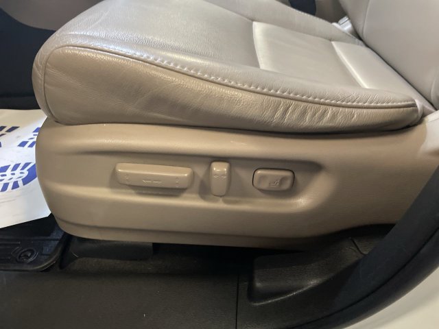 Certified 2020 Honda Pilot Touring image 12