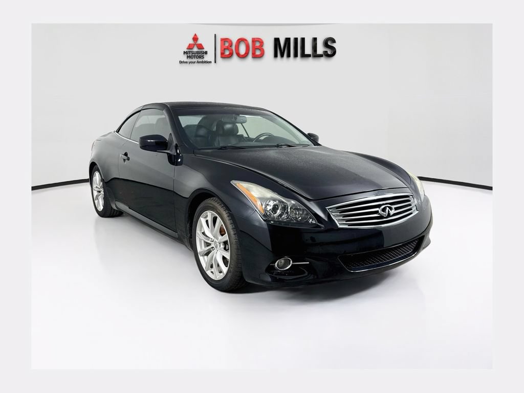 Used 2013 INFINITI G37 Convertible w/ Premium Pkg
