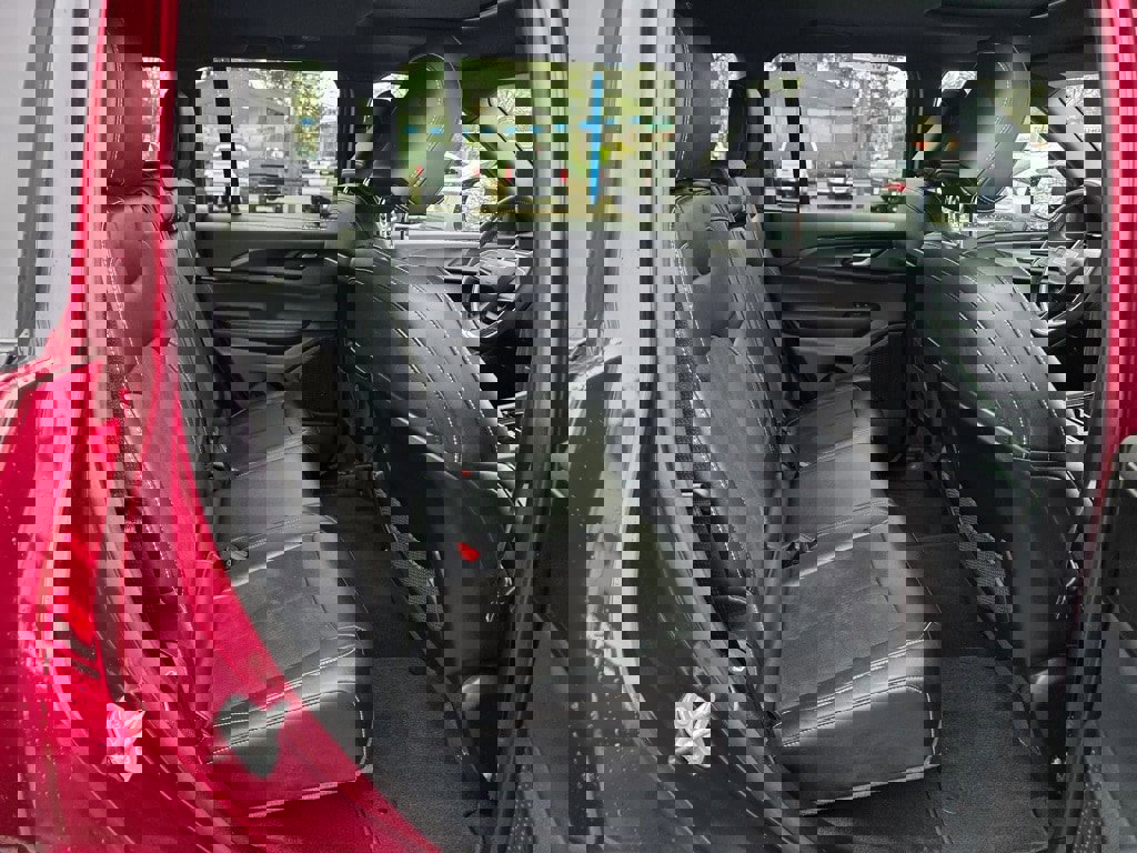 Used 2023 Jeep Grand Cherokee Altitude image 26