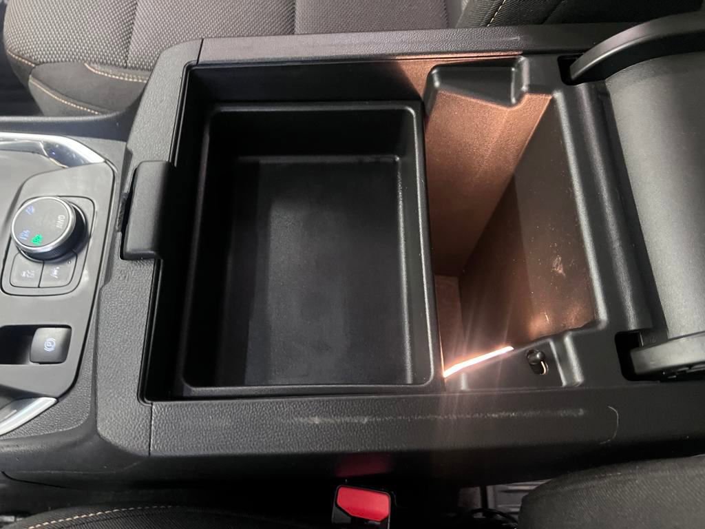 Used 2020 Chevrolet Traverse LT w/ Driver Confidence II Package image 26