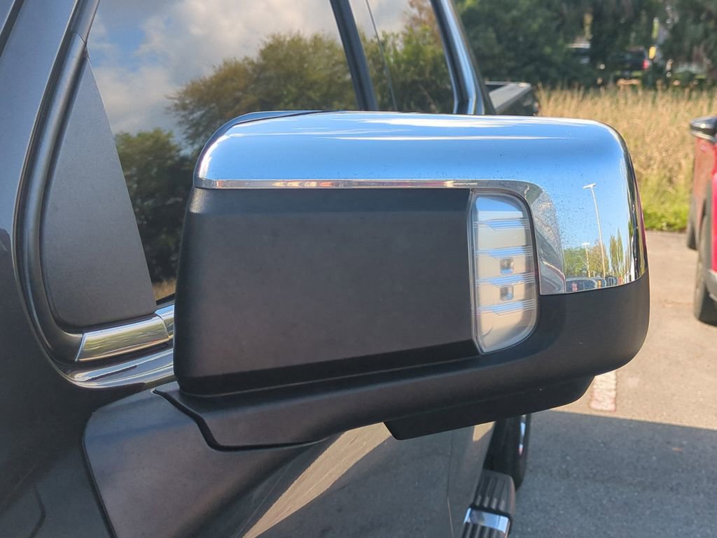 Used 2021 Chevrolet Silverado 1500 LTZ image 13