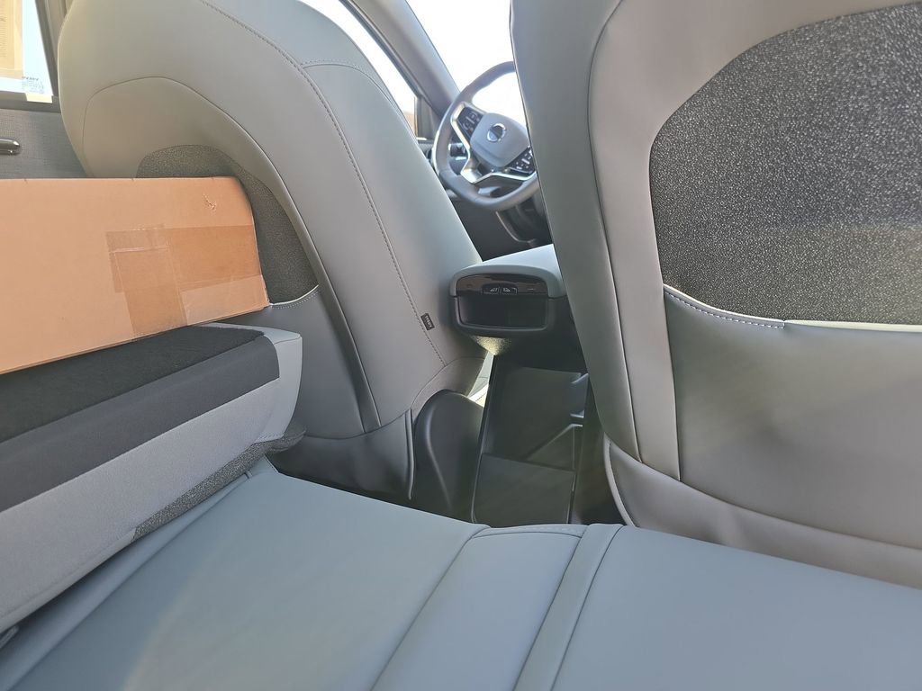 New 2026 Volvo EX30 Cross Country Ultra w/ Protection Package Premier image 9