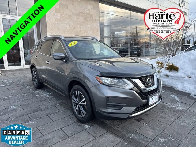 Used 2019 Nissan Rogue SV w/ Premium Package image 1