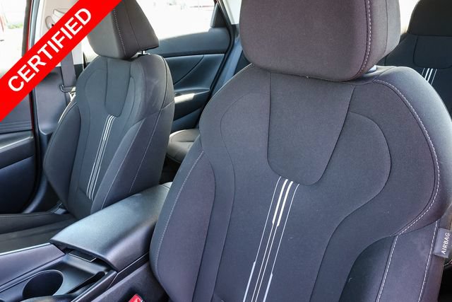 Certified 2022 Hyundai Elantra SEL FWD image 28