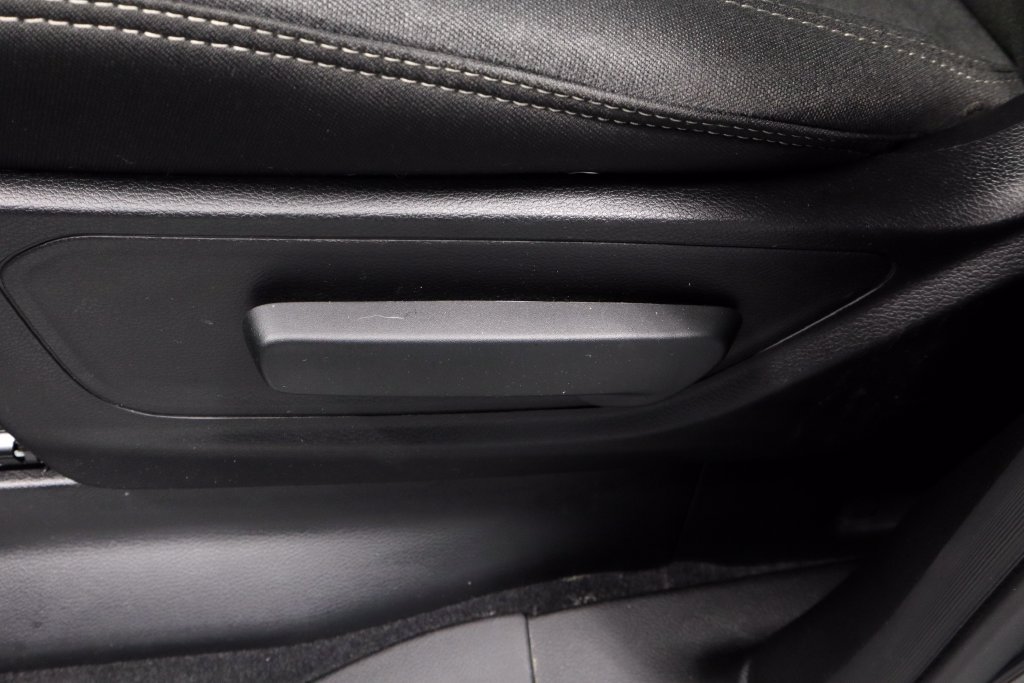 Used 2025 RAM 1500 Big Horn AWD/4WD image 23