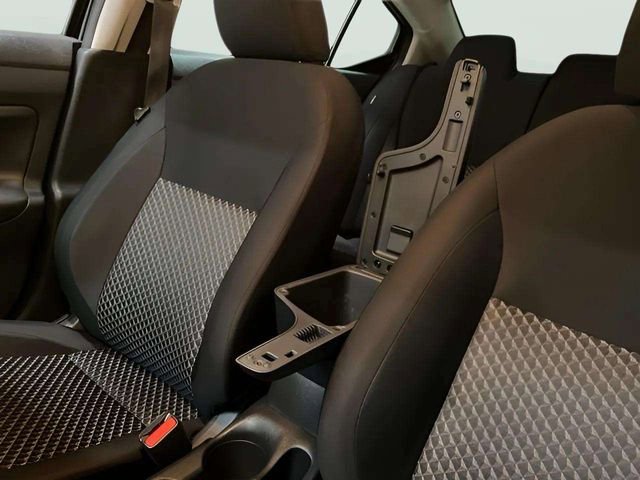 Used 2021 Nissan Versa S image 8