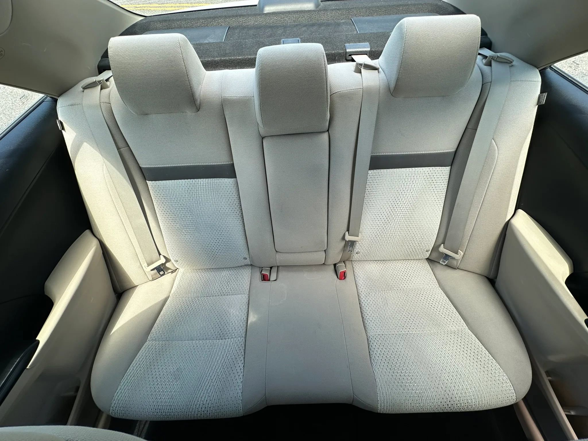 Used 2013 Toyota Camry LE FWD image 17