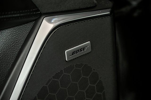 Used 2019 Cadillac Escalade ESV Platinum image 11